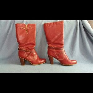 VINTAGE red leather boots